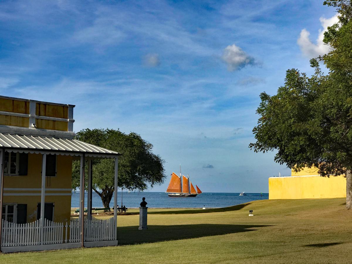 Sand Castle On The Beach - Adults Only Frederiksted Екстериор снимка